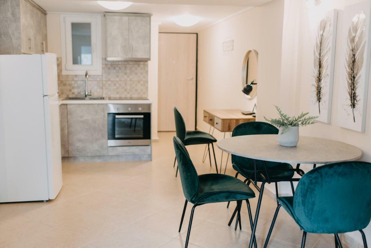 Best House, Central Luxury Apartment, Agiou Nikolaou, Patra Exterior photo